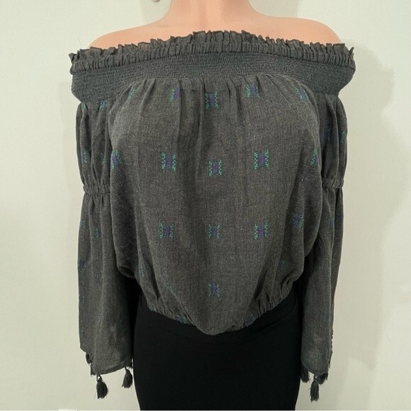 EARTHBOUND Off the Shoulder Tassel Blouse Top Boho Shirt Size LARGE - Picture 4 of 10